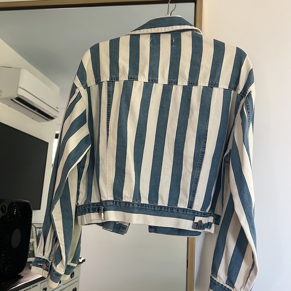 Striped Cropped Jean Jacket - Picture 2 of 2